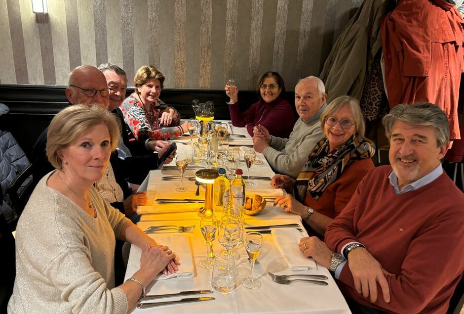 DINER FESTIF DE FIN D'ANNEE DANS UN ENDROIT EMBLEMATIQUE !!